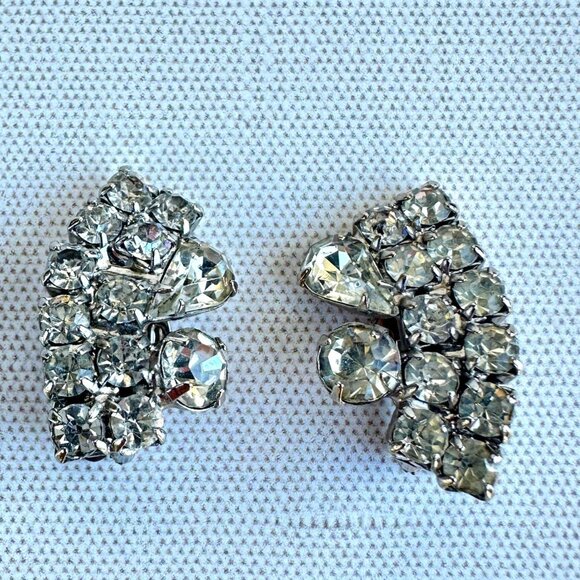 Vintage Rhinestone Clip-On Earrings Silver Tone 1" - Picture 5 of 13